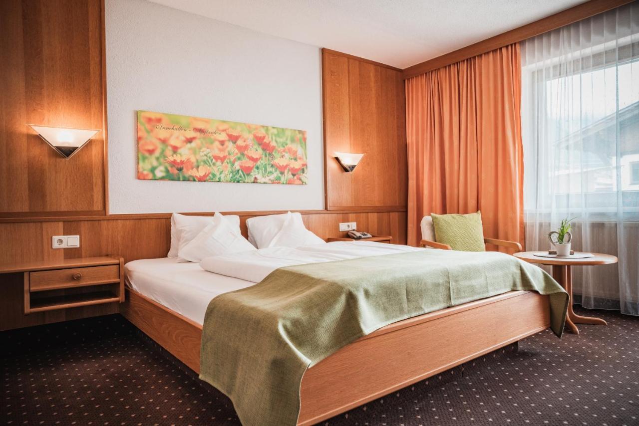 Hotel Garni Romantika سانكت ليونارد إم بيتزتال المظهر الخارجي الصورة