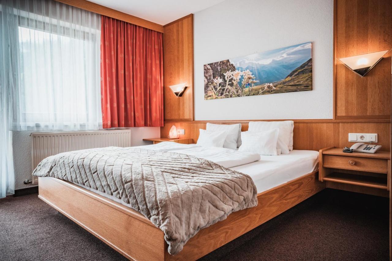 Hotel Garni Romantika سانكت ليونارد إم بيتزتال المظهر الخارجي الصورة